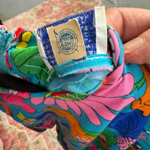 Vintage B. Cohen Blue, Pink, and Orange Floral 1950s-60s Union Made Dress - Picture 4 of 5